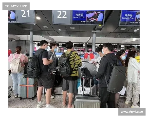 米兰全队已启程前往新加坡备战 你是否期待他们的表现 米兰全队已启程前往新加坡备战 你是否期待他们的表现